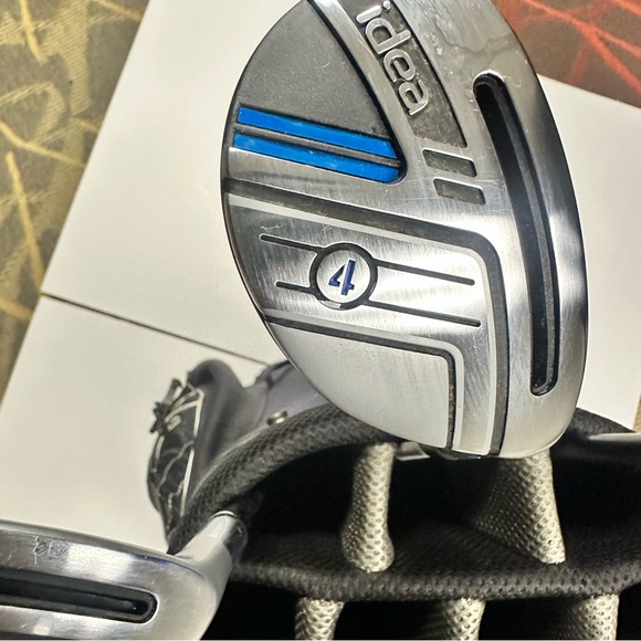 Adams Golf Men’s Hybrid #3- PW Golf Club in Silver and Black - Picture 9 of 15